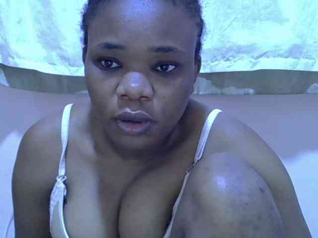 Ebonybootygirl webcam