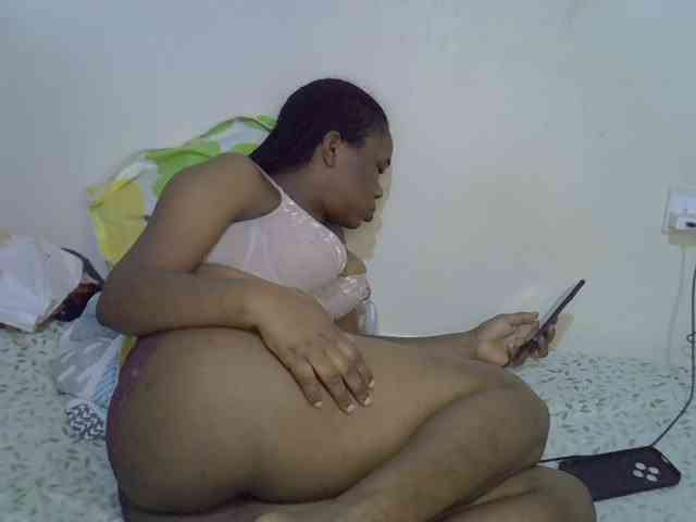 Ebonybootygirl webcam