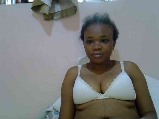 Ebonybootygirl webcam