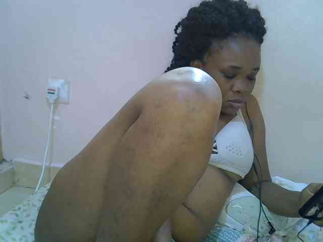 Ebonybootygirl webcam