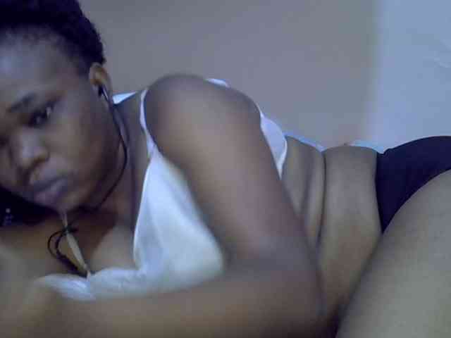 Ebonybootygirl webcam
