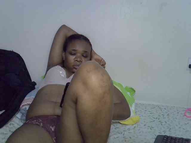 Ebonybootygirl webcam