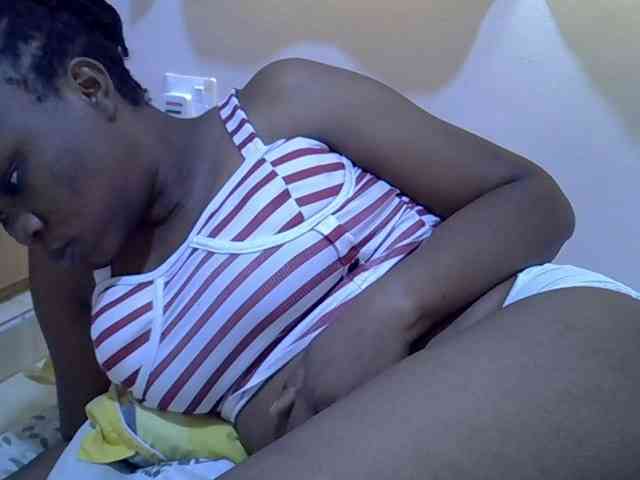 Ebonybootygirl webcam