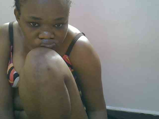 Ebonybootygirl webcam