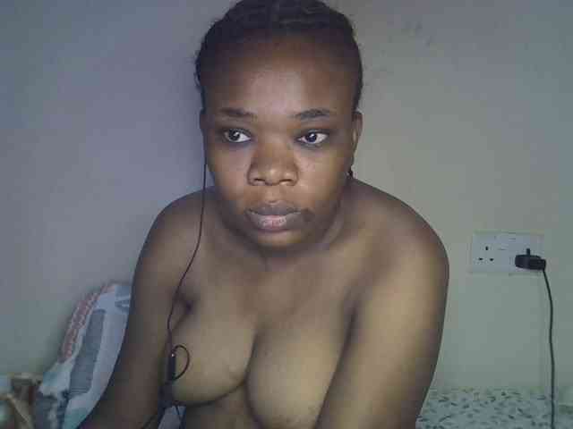 Ebonybootygirl webcam