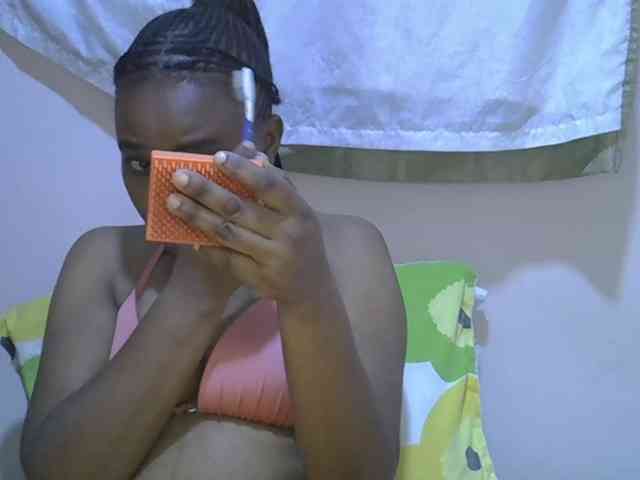 Ebonybootygirl webcam