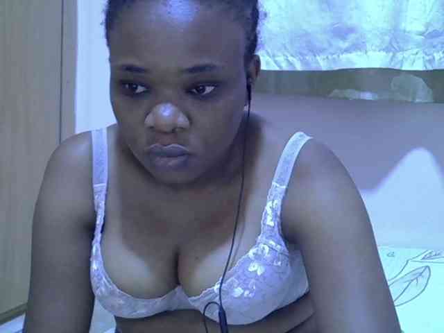 Ebonybootygirl webcam