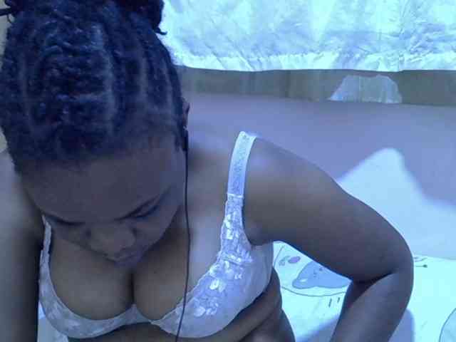 Ebonybootygirl webcam