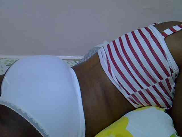 Ebonybootygirl webcam