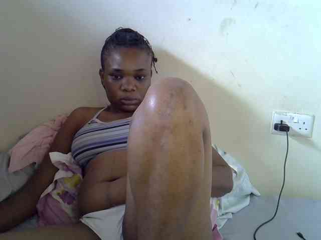 Ebonybootygirl webcam
