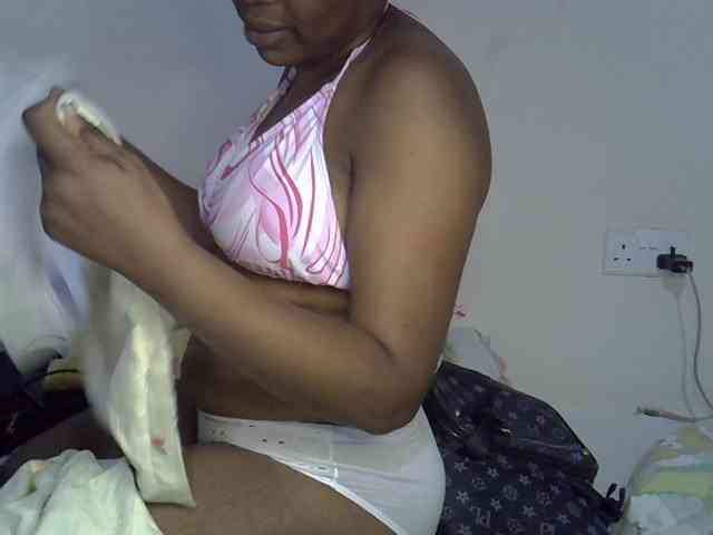 Ebonybootygirl webcam
