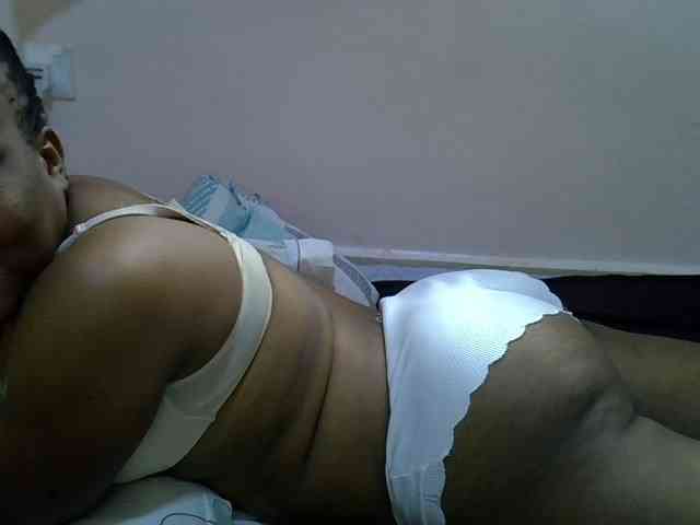 Ebonybootygirl webcam