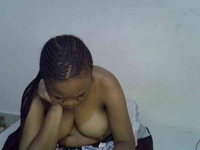 Ebonybootygirl webcam