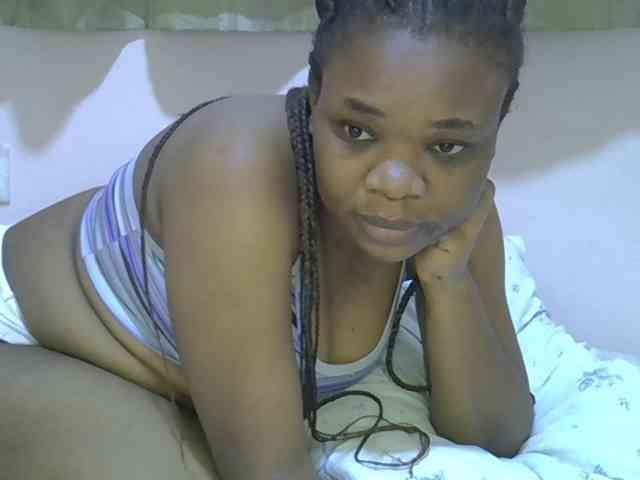 Ebonybootygirl webcam