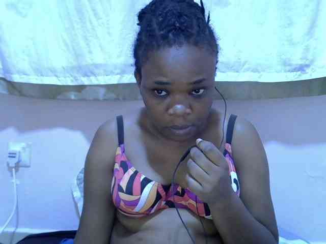 Ebonybootygirl webcam