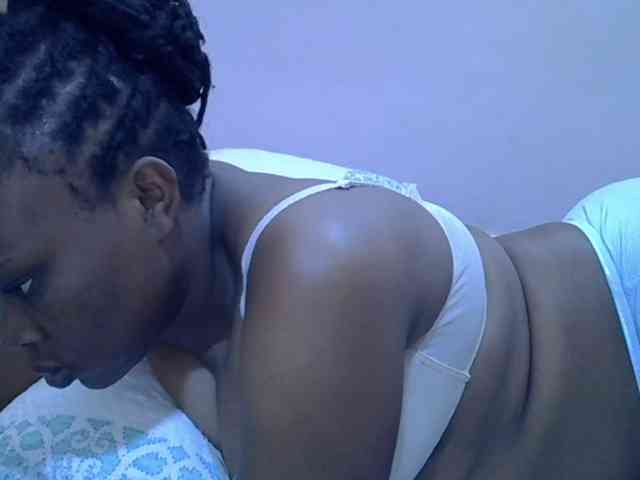 Ebonybootygirl webcam