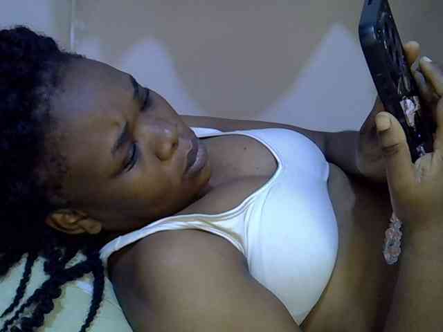 Ebonybootygirl webcam