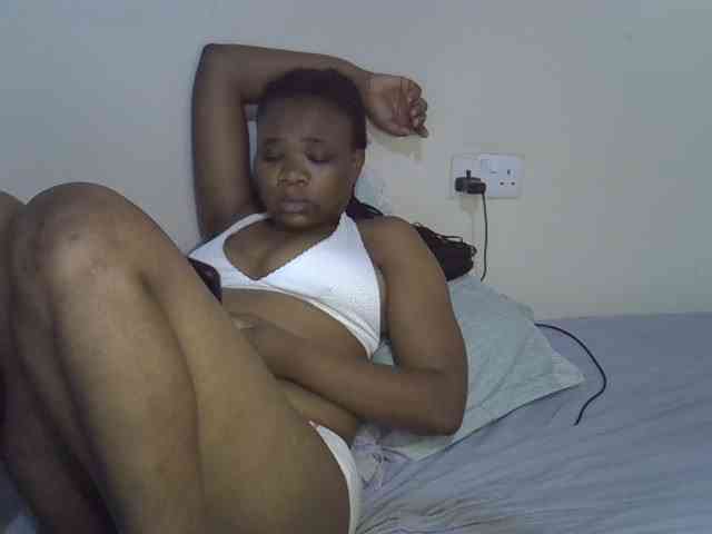Ebonybootygirl webcam