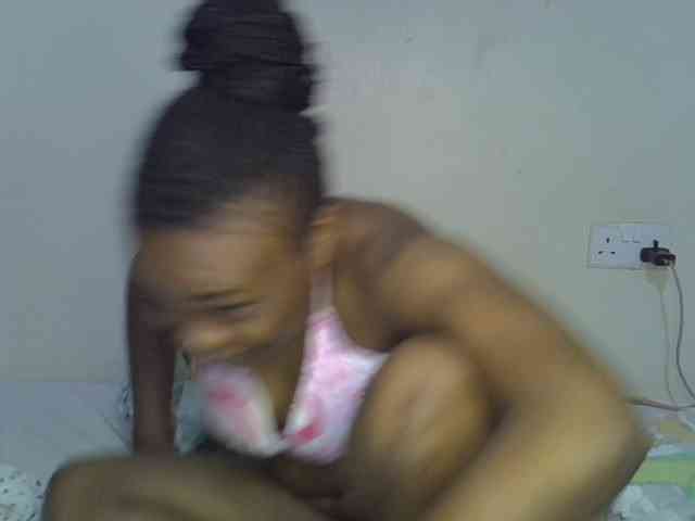 Ebonybootygirl webcam