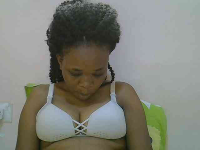 Ebonybootygirl webcam