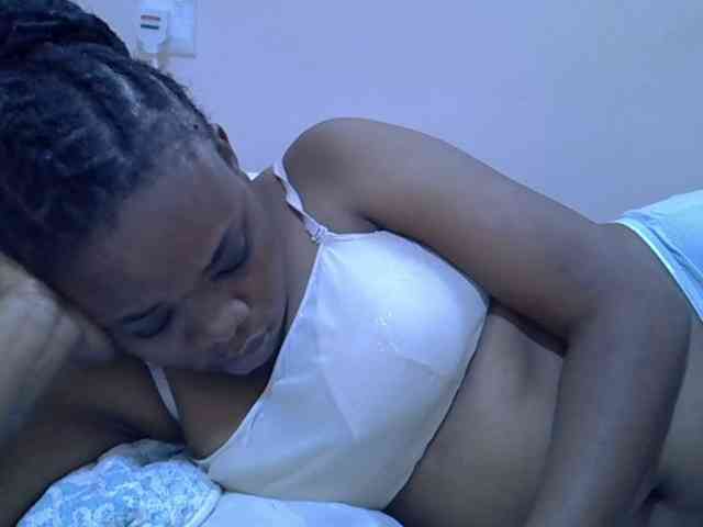 Ebonybootygirl webcam