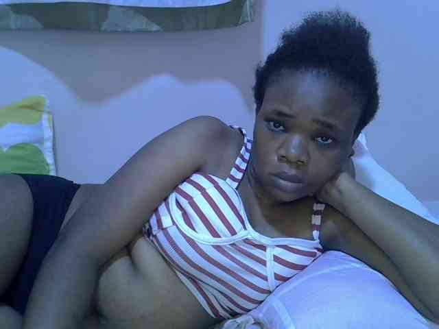 Ebonybootygirl webcam