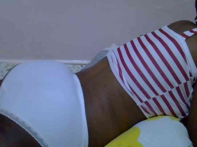 Ebonybootygirl webcam