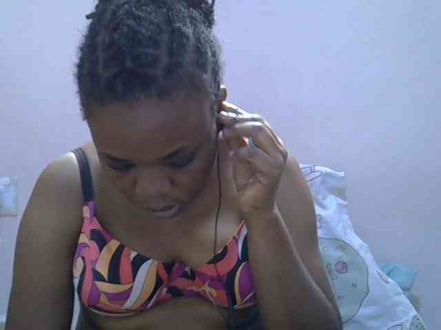 Ebonybootygirl webcam