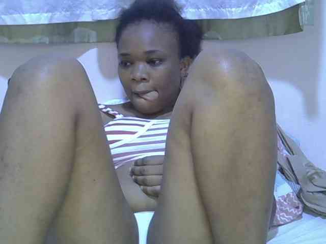 Ebonybootygirl webcam