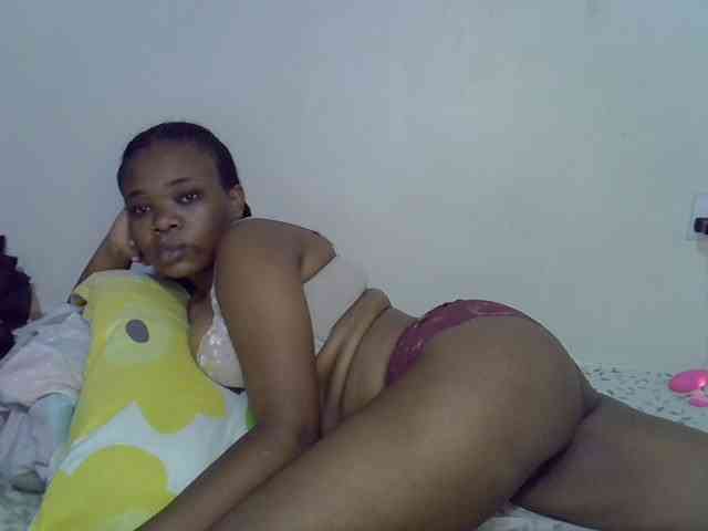 Ebonybootygirl webcam