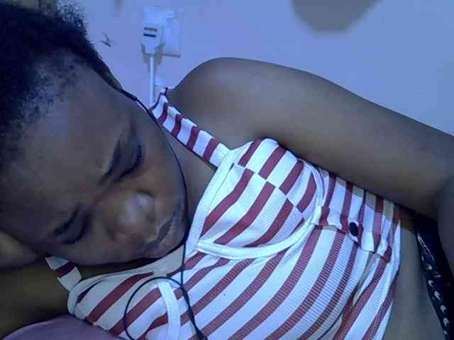 Ebonybootygirl webcam