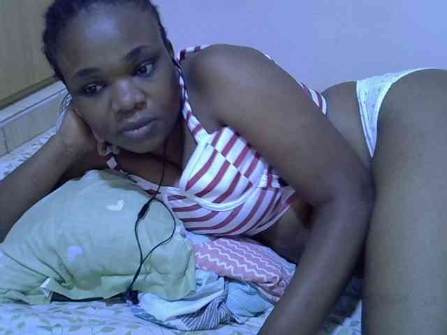 Ebonybootygirl webcam