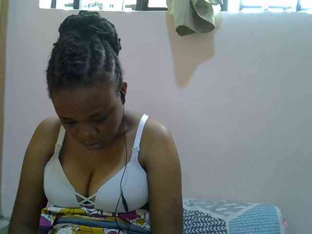 Ebonybootygirl webcam