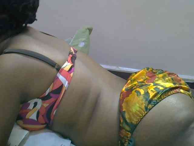 Ebonybootygirl webcam