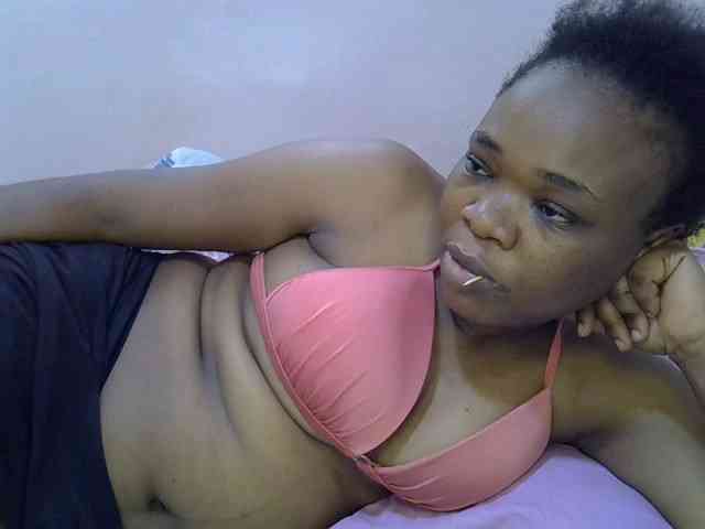 Ebonybootygirl webcam