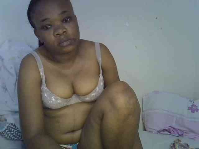 Ebonybootygirl webcam