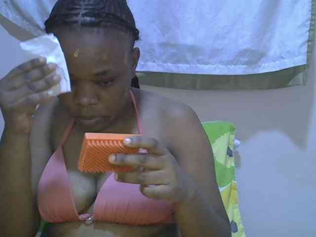 Ebonybootygirl webcam