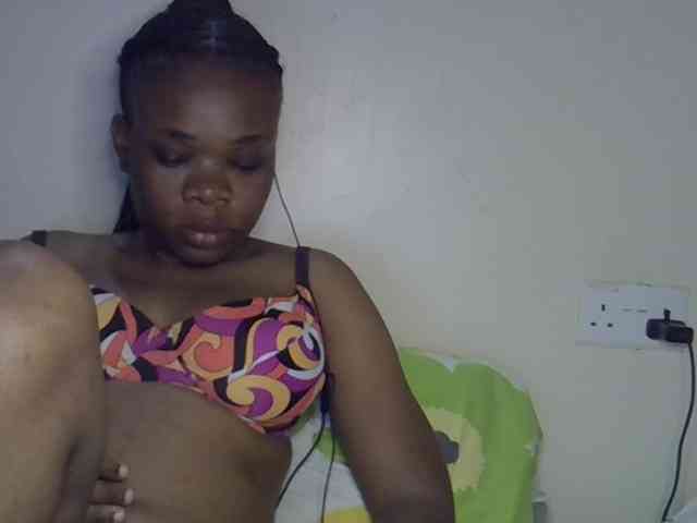 Ebonybootygirl webcam