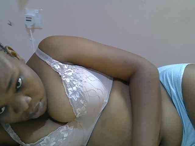 Ebonybootygirl webcam