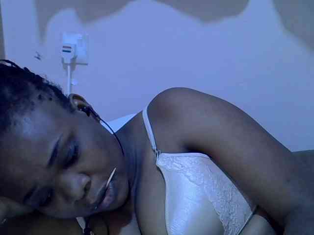 Ebonybootygirl webcam