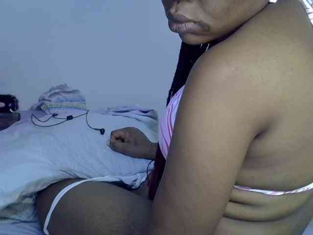 Ebonybootygirl webcam