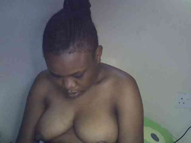 Ebonybootygirl webcam