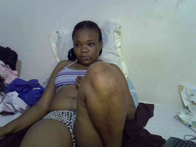 Ebonybootygirl webcam