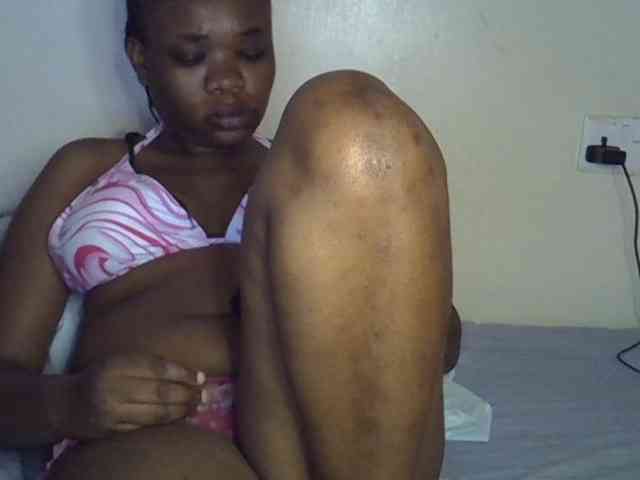 Ebonybootygirl webcam