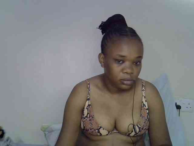 Ebonybootygirl webcam