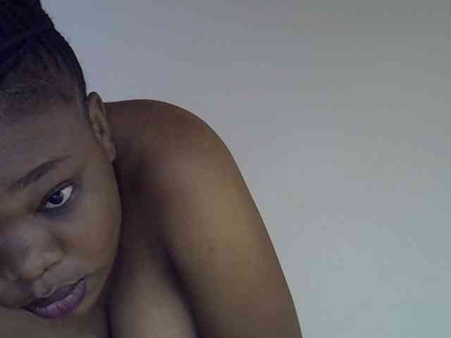 Ebonybootygirl webcam