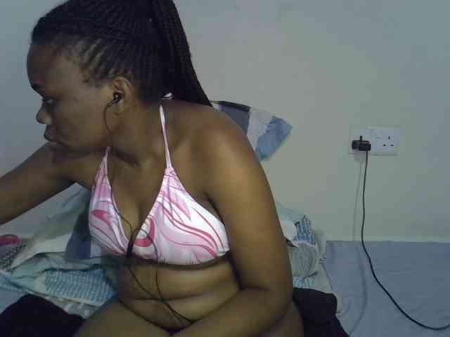 Ebonybootygirl webcam