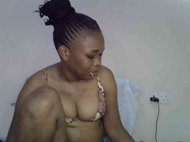 Ebonybootygirl webcam