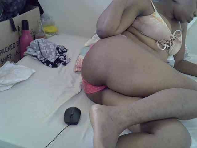 Ebonybootygirl webcam