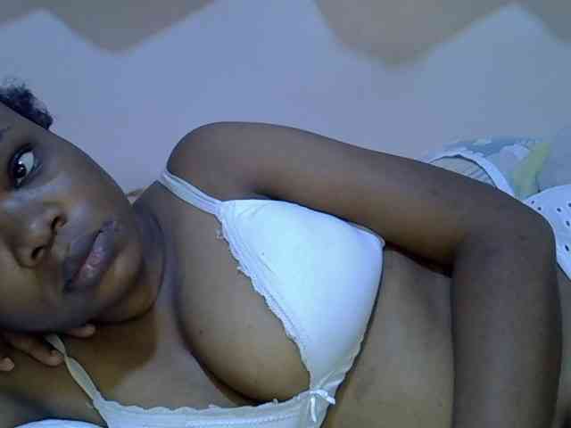 Ebonybootygirl webcam